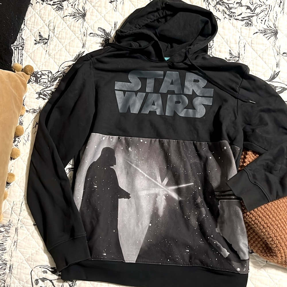 Star Wars hooded sweatshirt sz L